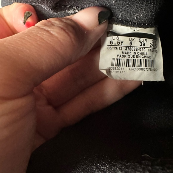 Bred Jordan 11’s - Picture 4 of 5